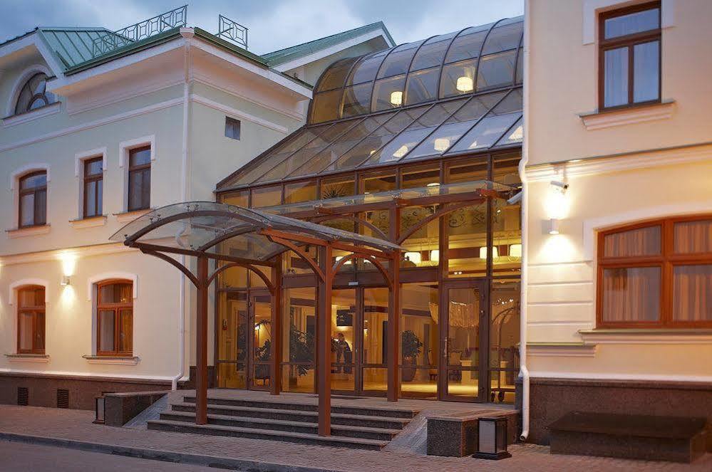 Dvor Podznoeva - Business Building Hotel Псков Екстериор снимка